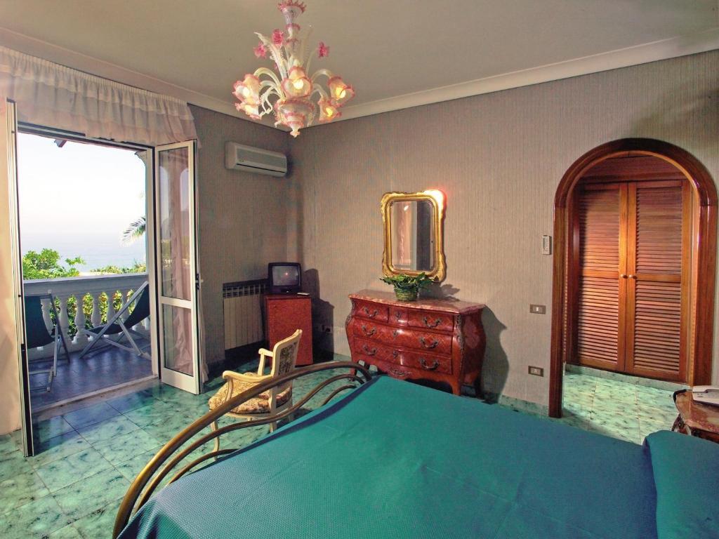 Triple Room Sea View